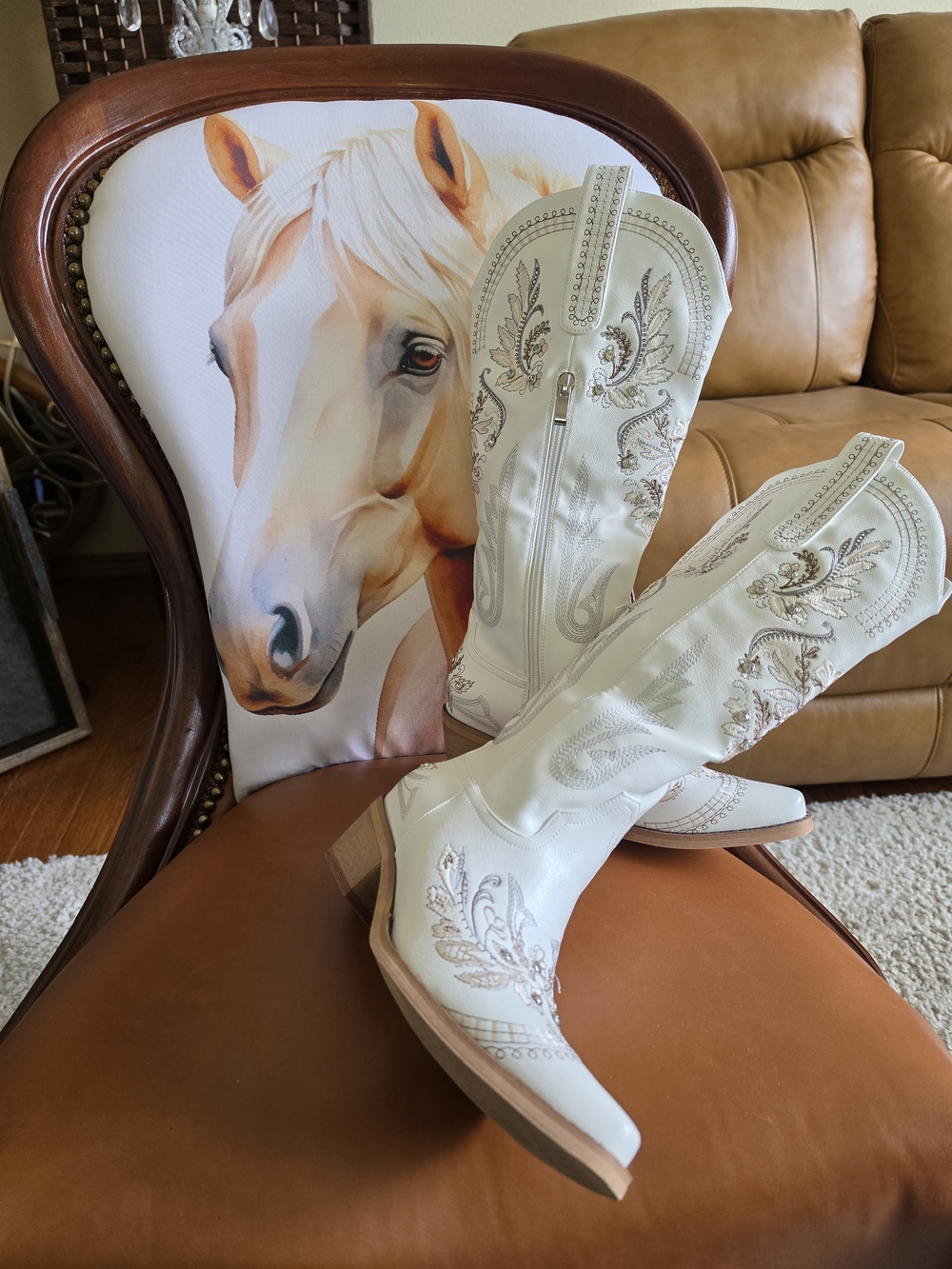 White Embroidered Western Cowgirl Boots